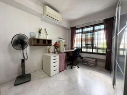 Blk 241 Pasir Ris Street 21 (Pasir Ris), HDB Executive #566522461